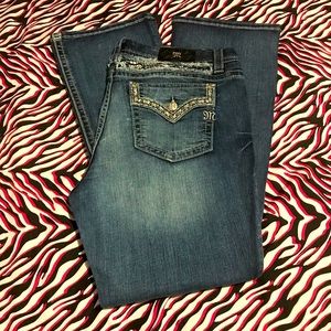 Miss Me Mid-Rise Easy Boot size 34